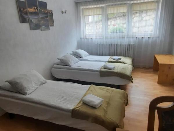 Willa pod Antałówką : photo 2 de la chambre chambre quadruple classique