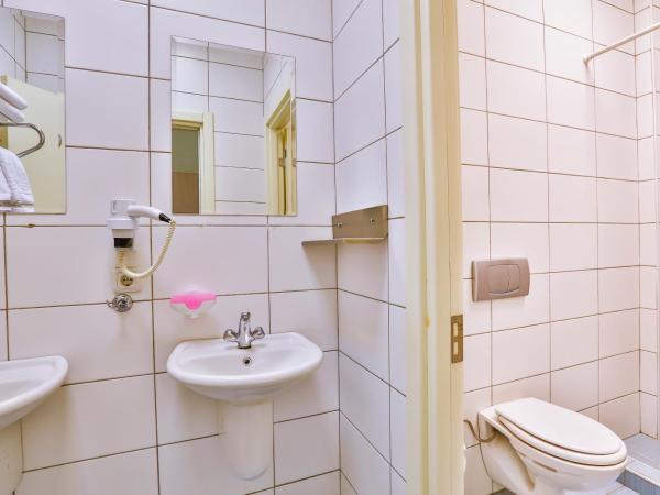 Han Hotel : photo 5 de la chambre chambre double supérieure