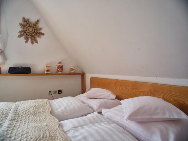 B&B Art House Szymaszkowa 1 : photo 4 de la chambre appartement 2 chambres standard