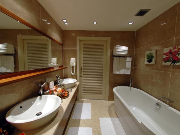 Elegance Hotels International Marmaris : photo 2 de la chambre suite royale