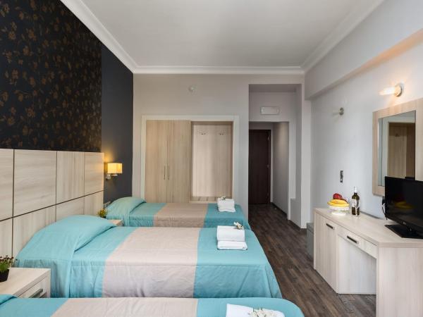 Arion Hotel : photo 2 de la chambre chambre triple
