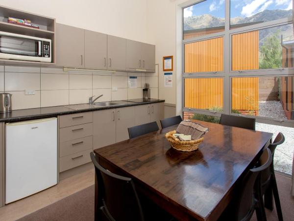 Queenstown Top 10 Holiday Park : photo 7 de la chambre appartement exécutif 1 chambre