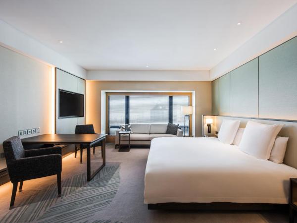 Park Hyatt Beijing : photo 4 de la chambre chambre lit king-size avec vue