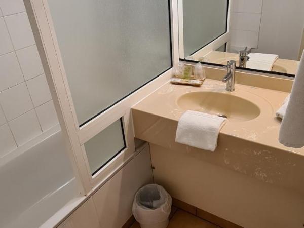 Hostellerie Saint Vincent Beauvais Aeroport : photo 2 de la chambre chambre double standard