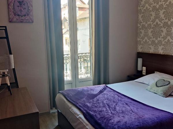 Atipik Hôtel : photo 1 de la chambre chambre double avec balcon - 12 m²