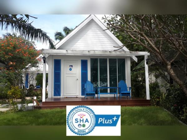 PP Blue Sky Resort-SHA Plus : photo 1 de la chambre bungalow sur la plage 