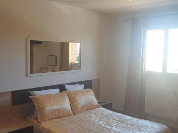 Horus Hôtel & Spa : photo 2 de la chambre chambre quadruple avec douche