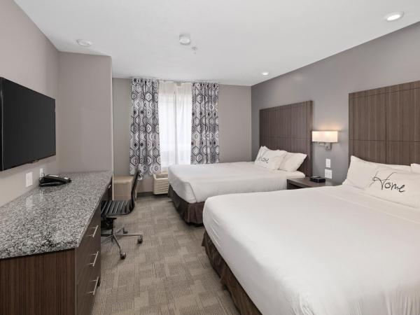 Home Inn & Suites Saskatoon South : photo 1 de la chambre chambre standard avec 2 lits queen-size