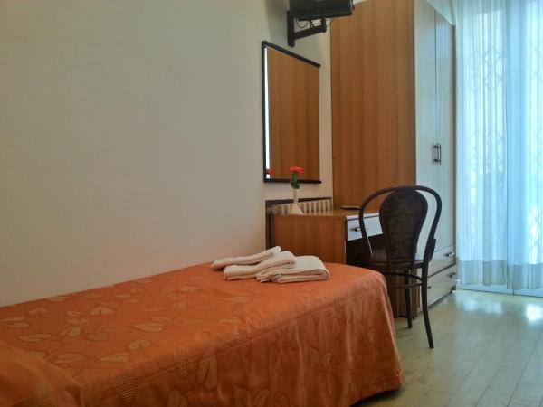 Hotel Sara : photo 3 de la chambre chambre simple