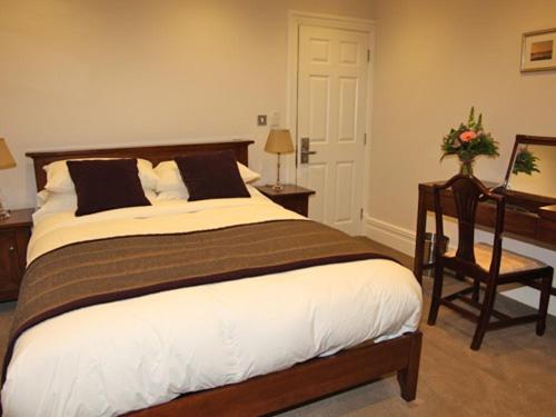 The Redstone Guesthouse : photo 1 de la chambre chambre double avec salle de bains privative