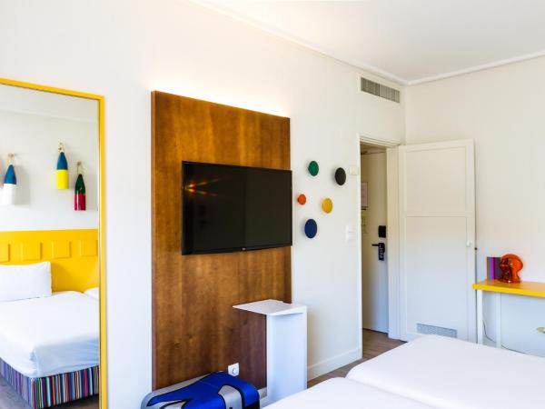 Ibis Styles Lisboa Centro Liberdade NE : photo 2 de la chambre chambre lits jumeaux