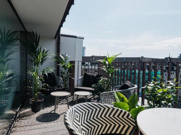 Muze Hotel : photo 4 de la chambre hébergement avec balcon - xl