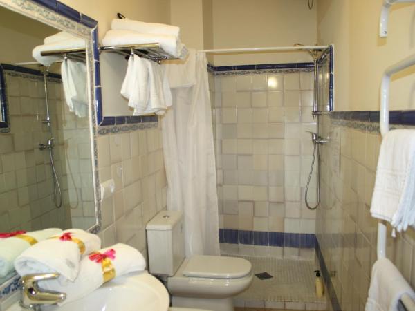 Abadía Hotel : photo 7 de la chambre chambre double ou lits jumeaux