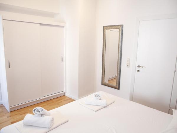 Guest House Lorenta : photo 6 de la chambre appartement 1 chambre avec terrasse