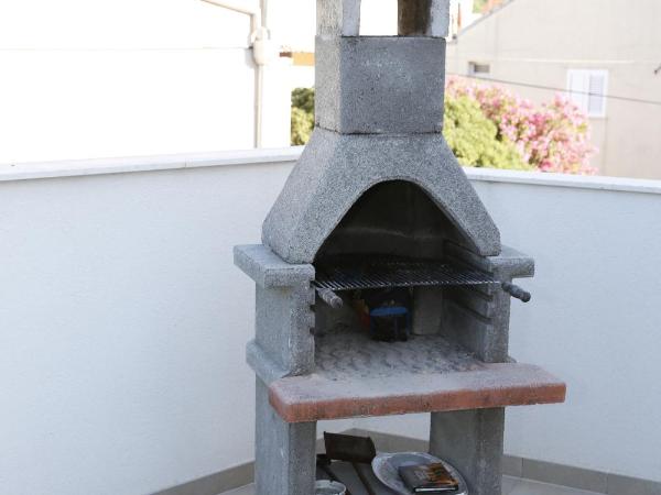 Guest House Lorenta : photo 8 de la chambre studio avec terrasse