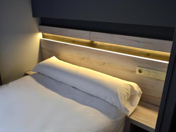 Hotel Alda Centro Oviedo : photo 2 de la chambre chambre double Économique