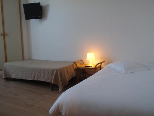 Hôtel L'Oustaou : photo 3 de la chambre appartement avec balcon - vue sur mer