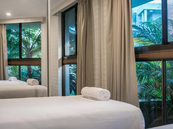 Bayview Beachfront Apartments, in town right on the beach : photo 4 de la chambre appartement 2 chambres standard