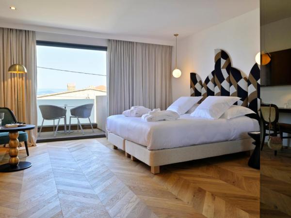 Hôtel & Spa Rocabella : photo 1 de la chambre chambre double supérieure avec terrasse