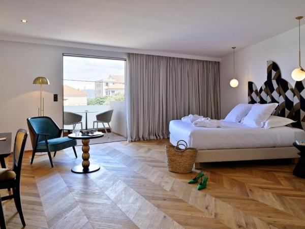 Hôtel & Spa Rocabella : photo 2 de la chambre chambre double confort avec terrasse