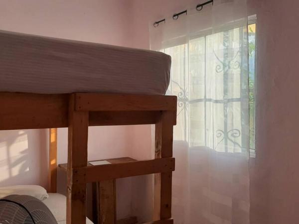 El Costeñito Hostal : photo 3 de la chambre chambre double avec salle de bains commune