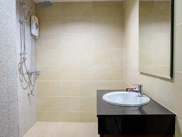 Huen Jao Ban Hotel : photo 6 de la chambre suite lit king-size