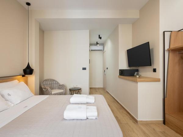 Aoria Estate Old Port : photo 8 de la chambre suite junior avec balcon