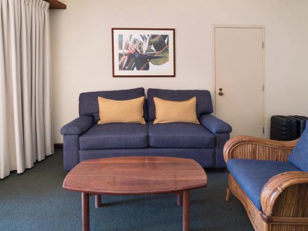 Beach Hotel Resort : photo 3 de la chambre suite lit king-size classique avec vue sur mer