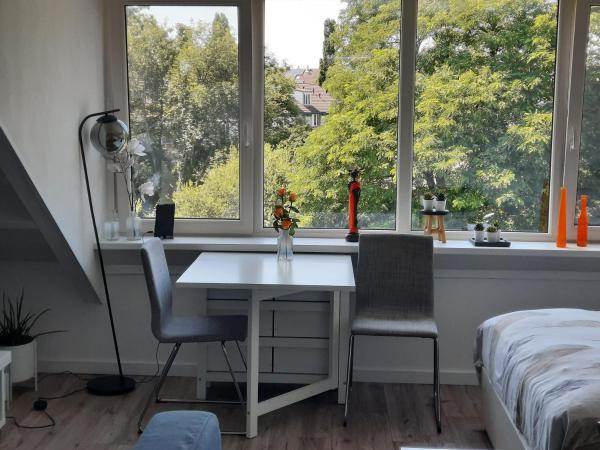 Studio 76 Groningen met gratis leenfietsen : photo 7 de la chambre chambre double deluxe