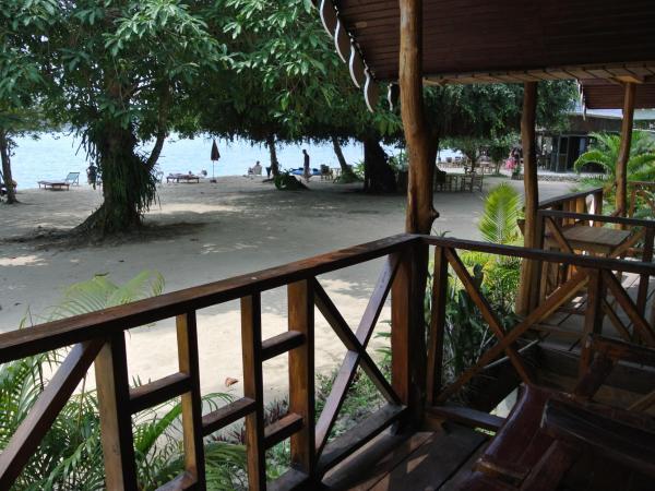 Bangbaobeach Resort : photo 1 de la chambre bungalow - vue sur mer 