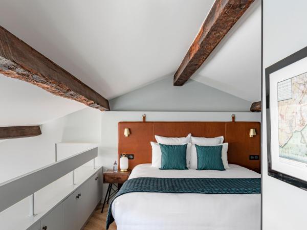 Maison des Ambassadeurs : photo 2 de la chambre suite familiale