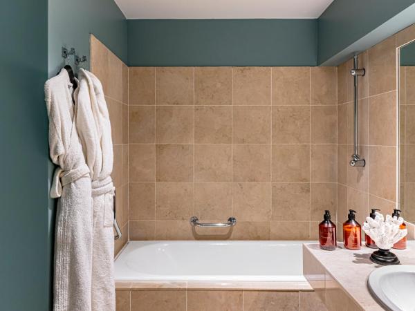 Maison des Ambassadeurs : photo 4 de la chambre suite familiale