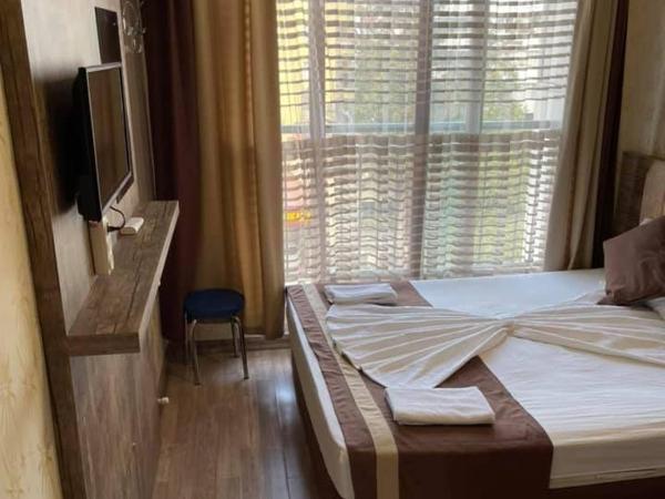 Özgür Hotel : photo 5 de la chambre chambre double avec salle de bains privative