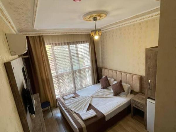 Özgür Hotel : photo 6 de la chambre chambre double avec salle de bains privative