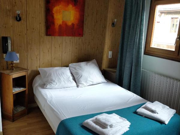 Hotel de Savoie : photo 8 de la chambre chambre double – vue sur cour