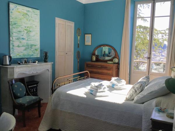 B&B en Provence- Villa Saint Marc : photo 9 de la chambre chambre double ou lits jumeaux