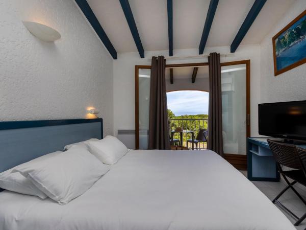 Hôtel Les Lentisques : photo 3 de la chambre chambre double - vue sur mer