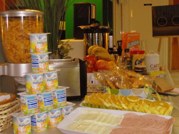 Hostal Santa Catalina : photo 5 de la chambre chambre double