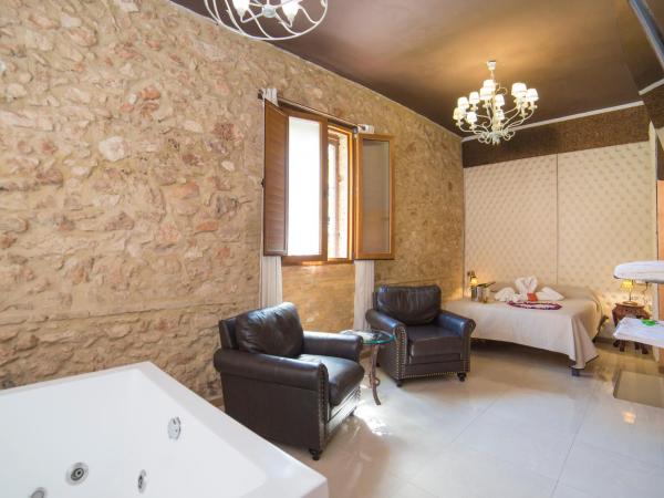 L'Otelet By Sweet : photo 10 de la chambre suite deluxe avec baignoire spa