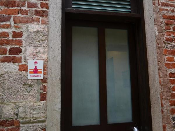 Mexico City Hostel : photo 5 de la chambre chambre familiale avec salle de bains commune