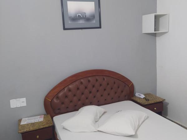 Hotel Belenzinho : photo 8 de la chambre chambre double avec salle de bains privative