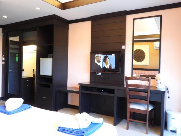 Andaman Lanta Resort - SHA Extra Plus : photo 7 de la chambre chambre double deluxe