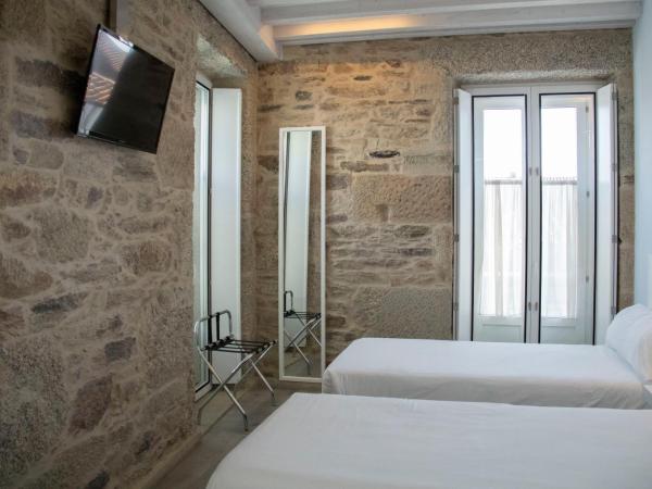 Hotel Alda San Bieito : photo 5 de la chambre chambre triple