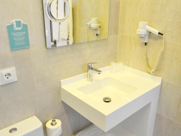 Hotel Alda San Bieito : photo 1 de la chambre chambre double ou lits jumeaux Économique