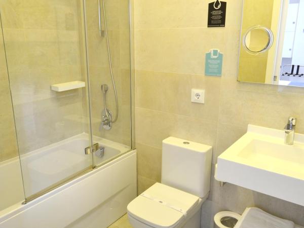 Hotel Alda San Bieito : photo 10 de la chambre chambre double ou lits jumeaux Économique