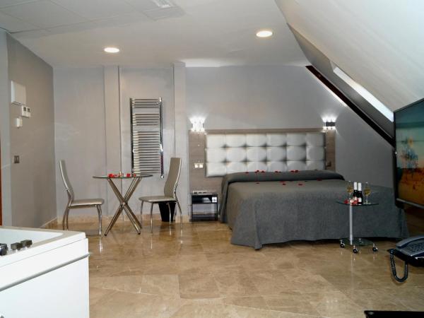 Caballero Errante : photo 8 de la chambre chambre lit queen-size avec baignoire spa