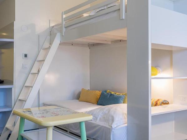 Amadria Park Kids Hotel Andrija : photo 7 de la chambre chambre familiale avec balcon - vue sur cour