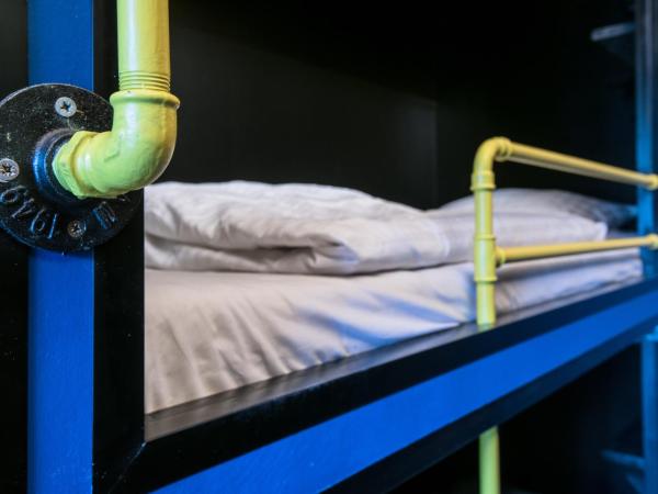 Brix Hostel : photo 3 de la chambre lit dans dortoir mixte de 8 lits