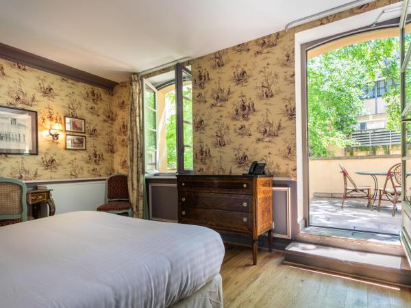 Café de Paris : photo 2 de la chambre chambre double avec terrasse