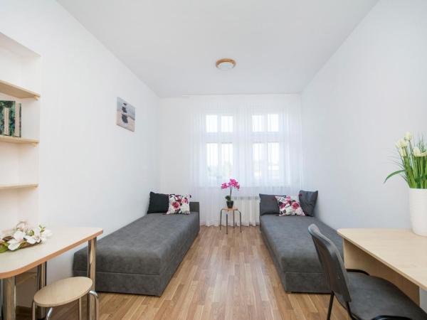 Akademikus Toruń : photo 1 de la chambre studio familial